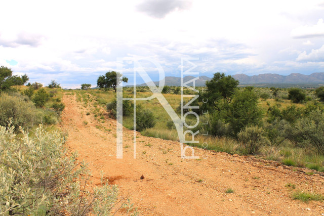 3.96 Ha Plot For Sale