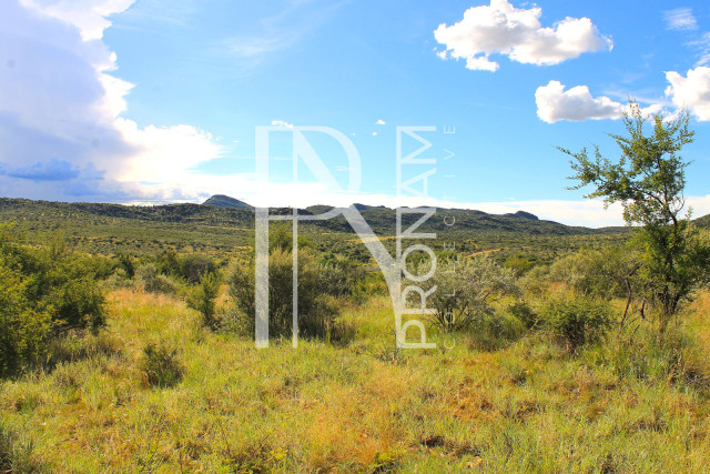 4.13 Ha Plot For Sale