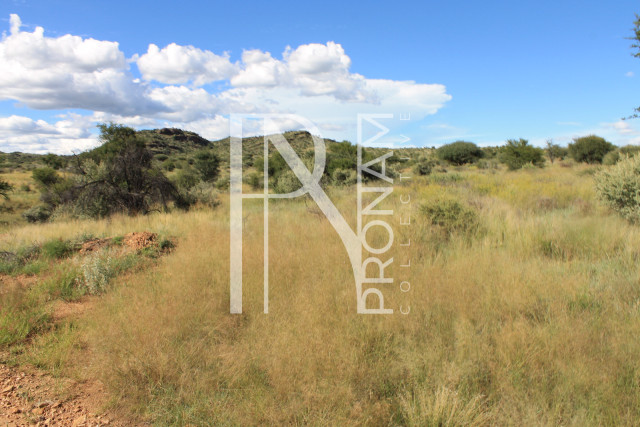 4.13 Ha Plot For Sale