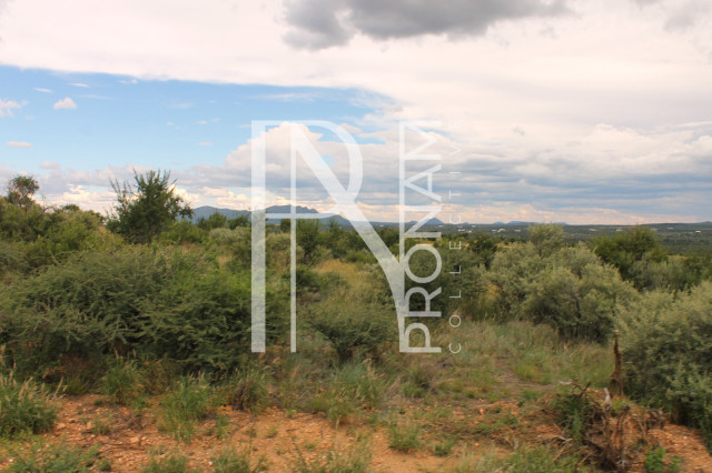 3.81 Ha Plot For Sale 