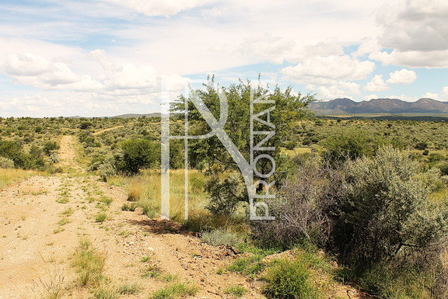 5.96 Ha Plot For Sale