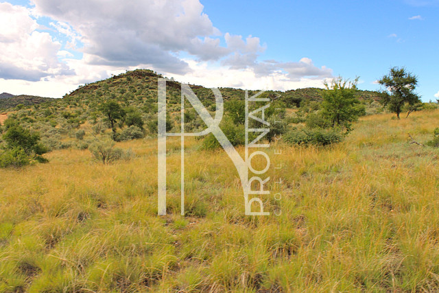 4.13 Ha Plot For Sale 