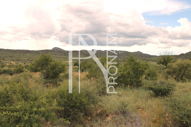 3.81 Ha Plot For Sale 