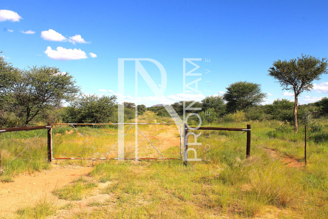 The entrance gate to the plot