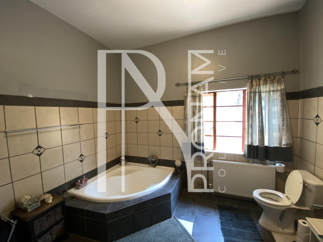 One of the main bathroom with a seperate heating system.