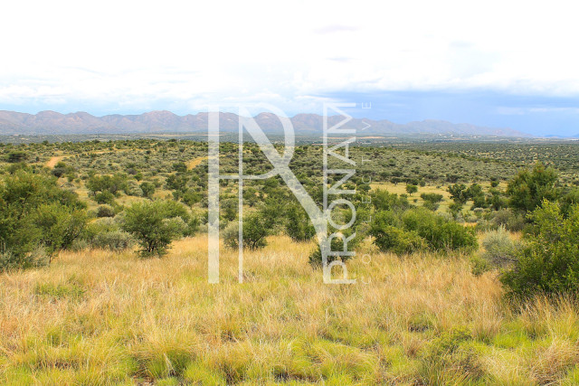 4.13 Ha Plot For Sale 