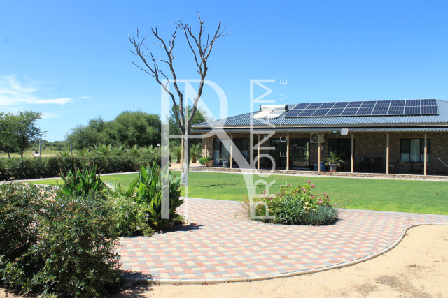 32 Ha Plot with House - Ref.No. 2059