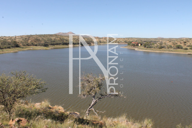 739 sqm Residential For Sale