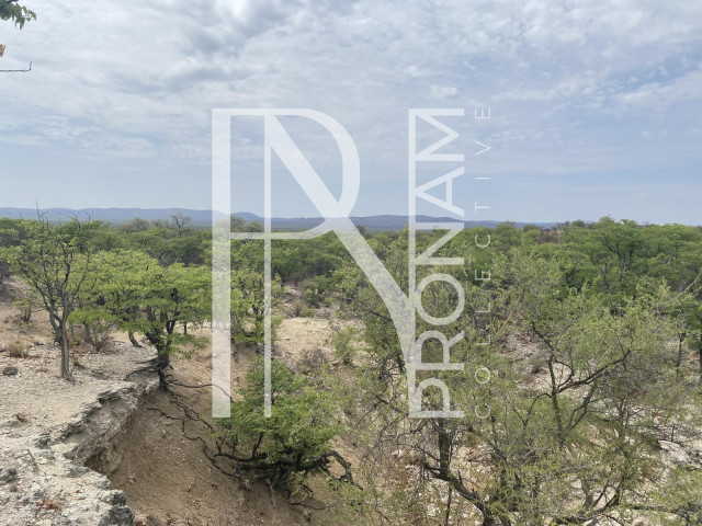 2340 Ha Farm - Modern Living, Scenic Views - Ref.No. 2002