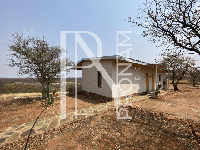 A modern place to be. A bungalow with to luxury bedrooms and two bath roomsth on