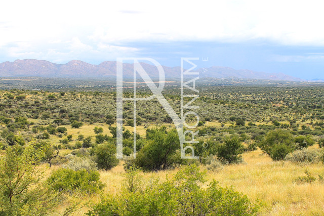 4.13 Ha Plot For Sale 