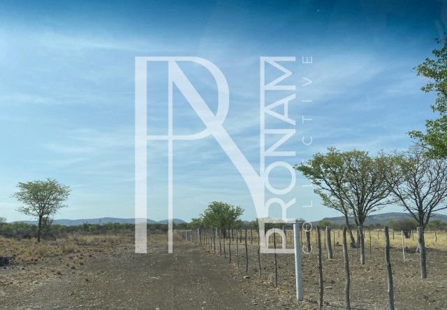 nomal fencing on 3 sites of the farm