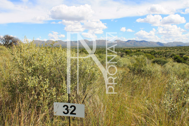 4.23 Ha Plot For Sale - Ref.No. 2046
