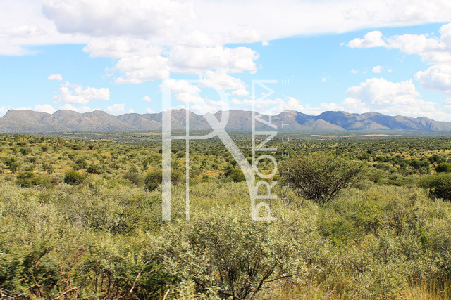 4.23 Ha Plot For Sale 