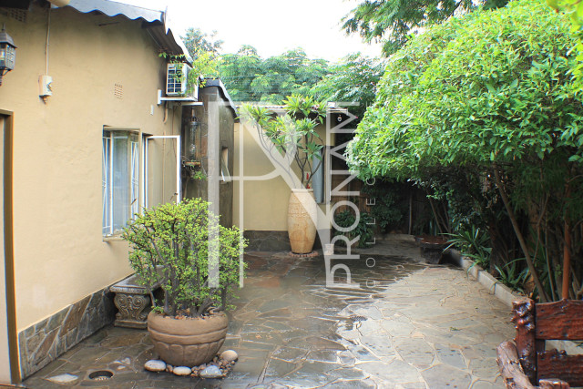 Entrance to Bedroom2